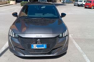 Peugeot 208  GT   130 Cv.