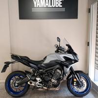 YAMAHA TRACER 900
