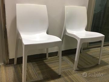 Sedie in polipropilene bianco