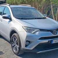 Toyota RAV4 2016 - 2.0 D-4D 2WD Business LB AUTOMO