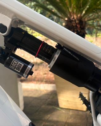Rockshox vivid ultimate linear xl