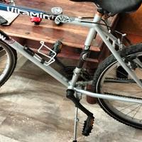 bicicletta mountainbike decathlon 