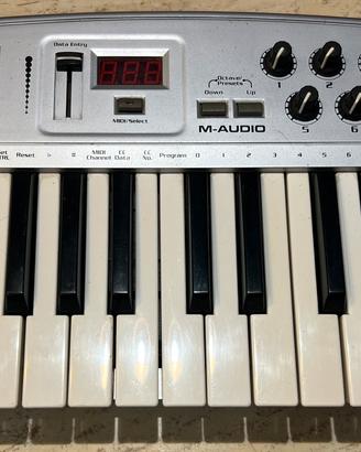 M-Audio Oxigen 8