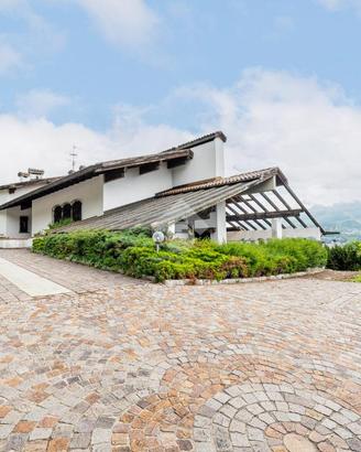 VILLA SINGOLA A ISERA