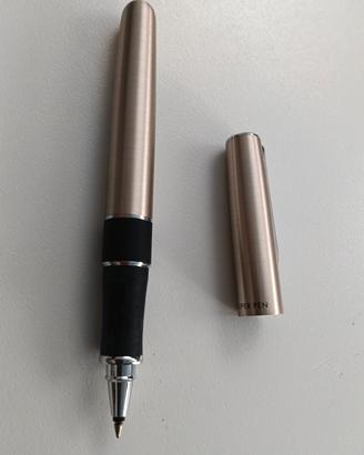 Penna Tombow 