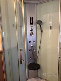 Doccia idromassaggio