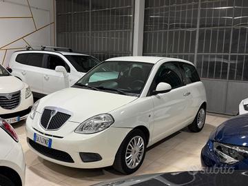 Lancia Ypsilon 1.4 Platino Ecochic GPL