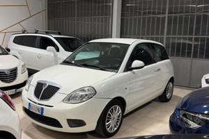 Lancia Ypsilon 1.4 Platino Ecochic GPL
