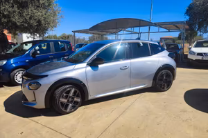 Lancia Ypsilon Hybrid e-DCT LX