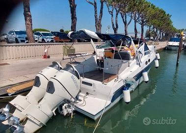 Rio 830 risistemato con motori suzuki 300 cv