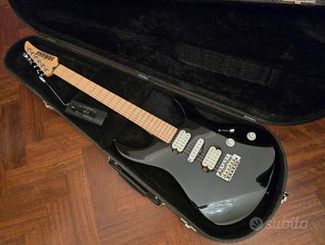 chitarra yamaha 121