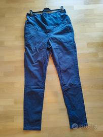 Pantaloni Premaman H&M tg 46
TAGLIA XL, 46 (EU 42)