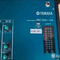 Mixer YAMAHA 166C-USB