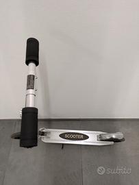 Monopattino a spinta in metallo ODG  Giochi