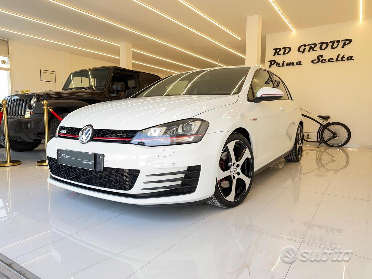 VOLKSWAGEN Golf 7ª serie