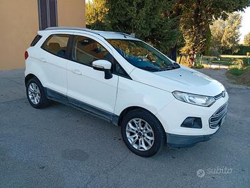 Ford EcoSport 1.5 TDCi SUV idoneo neopatentati