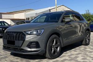 Audi Q3 Business 2.0 TDI 150CV S-Tronic 35