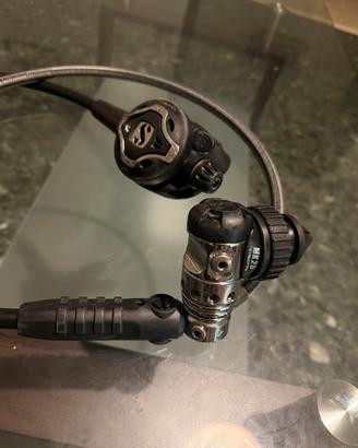 Erogatori Scubapro Mk 25