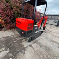 E230 - Mini escavatore 15 q PEL JOB EC15