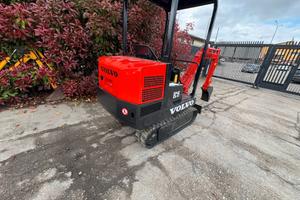 E230 - Mini escavatore 15 q PEL JOB EC15