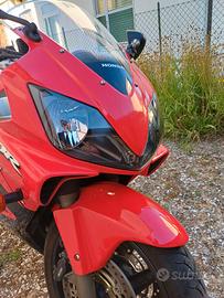 CBR  600 F sport anno 2003 - 1500 Km non marciante