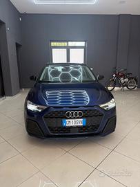 Audi A1 SPB 35 TFSI S tronic Identity Black