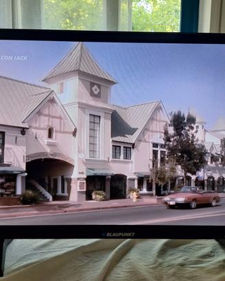 Tv 32" LCD (no smart tv)