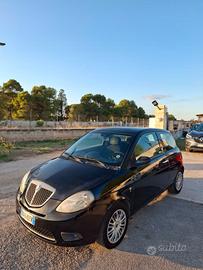 Lancia Ypsilon 1.4 Platino Ecochic GPL