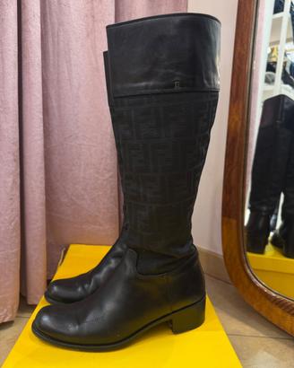 Stivali Fendi n 40