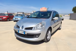 Renault Clio 1.5 dCi - 85cv NEOPATENTATI
