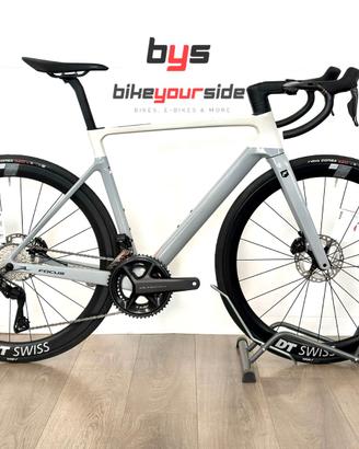FOCUS IZALCO MAX 9.8 | Ultegra Di2 DT Swiss Carbon