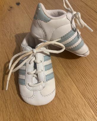 Mini Adidas per bebè