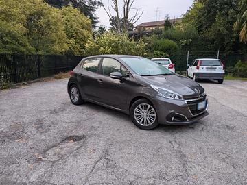 Peugeot 208 1.6 BlueHDi 75CV, 5p