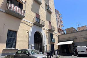 Immobile di 300 m² a Torre del Greco