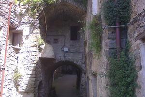 Casa in sasso da ristrutturare