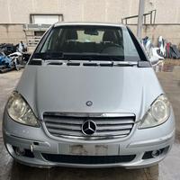 Mercedes Classe A W169 2.0 cdi 640940 PER RICAMBI