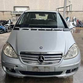 Mercedes Classe A W169 2.0 cdi 640940 PER RICAMBI