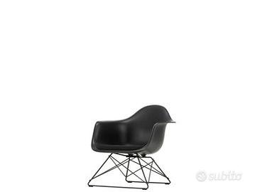 Sedia Vitra Eames Plastic Armchair RE LAR