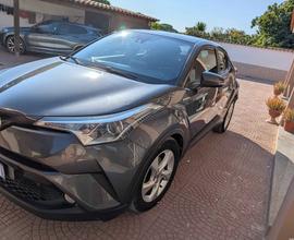 Toyota C-HR 1.8 Hybrid - active