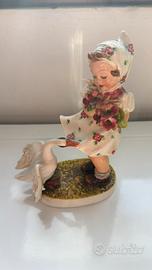 Statua ceramica carlo mollica colpo di vento