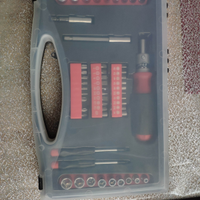 Cacciavite manuale con punte