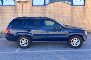 Jeep Grand Cherokee V8 LX - BLINDATA