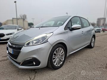 PEUGEOT 208 BlueHDi 75 5p. Allure