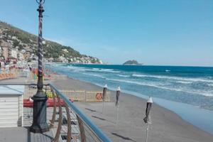 Alassio a 150 metri dalla spiaggia in centro