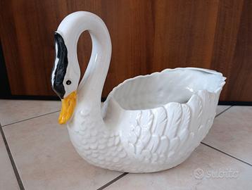 Porta vaso per fiori a forma di cigno