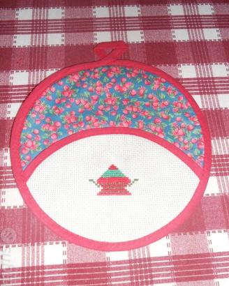 Set due presine  con ricamo a punto croce 