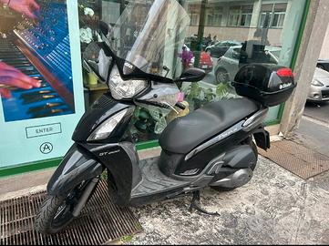 Kymco peolple 200