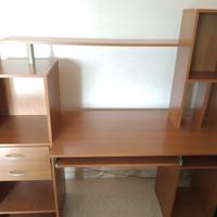 Scrivania porta computer