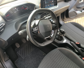 Peugeot 208 perfette condizioni