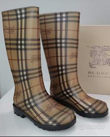 Stivaletti Burberry ORIGINALI Beige misura 37